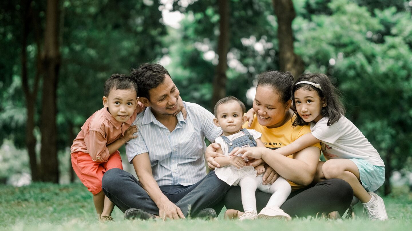 fam-1440x810