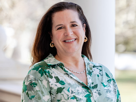 traceysMaster_Feature_List_Cards_560X420